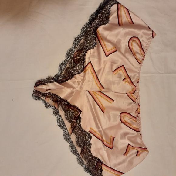 Victoria secret pajama shorts - Picture 6 of 8